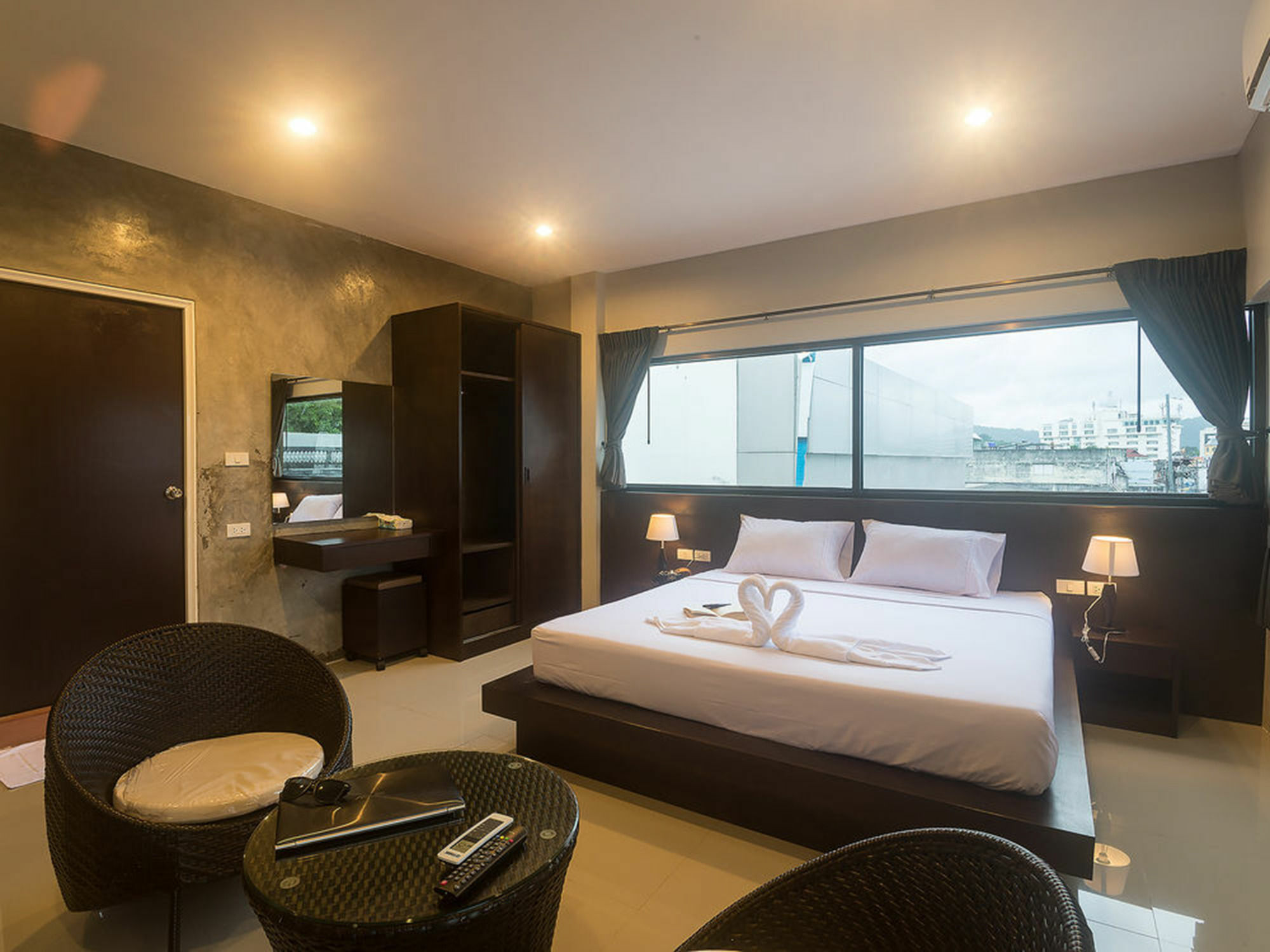 Phuket Green Leaf Hostel מראה חיצוני תמונה
