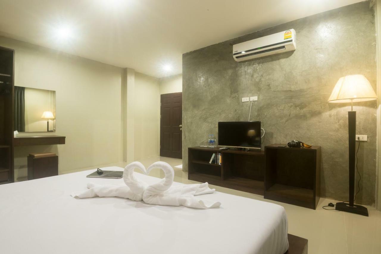 Phuket Green Leaf Hostel מראה חיצוני תמונה